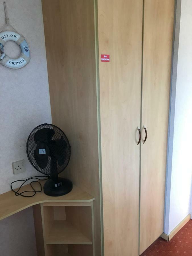 Maisies Caravan For Hire Skipsea Villa Bagian luar foto